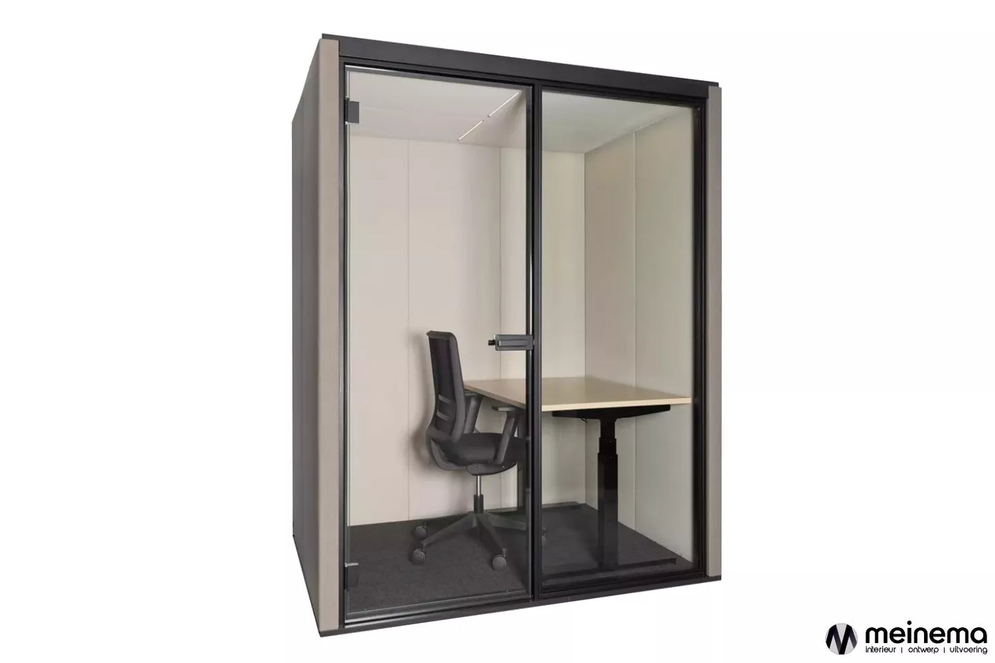Compacte werkpod met ventilatie en verlichting – ideaal voor focusmomenten op kantoor