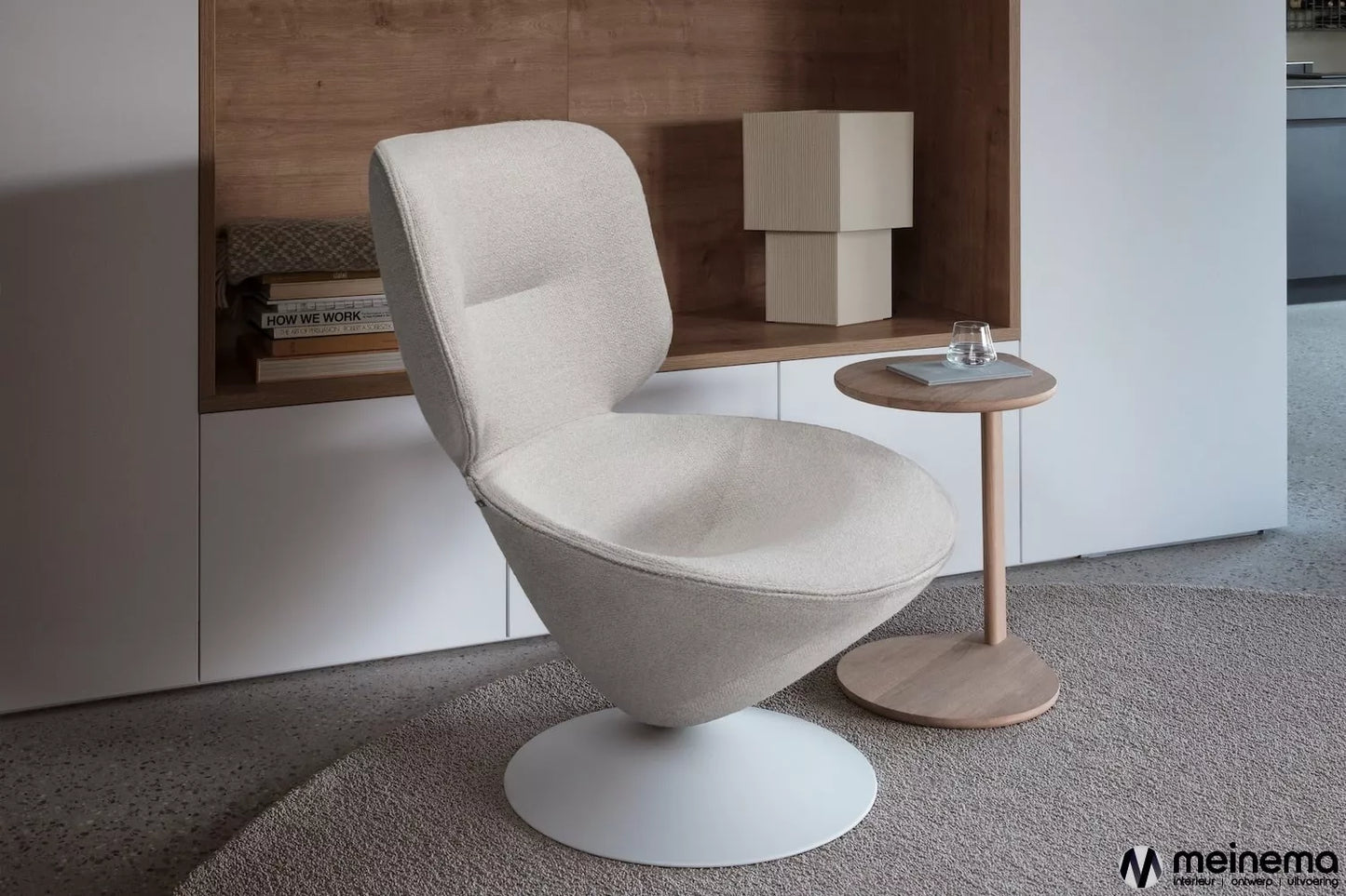 Artifort compass tafel