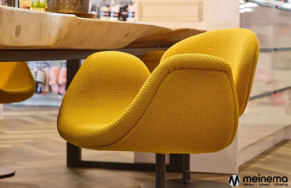Artifort little tulip stoel