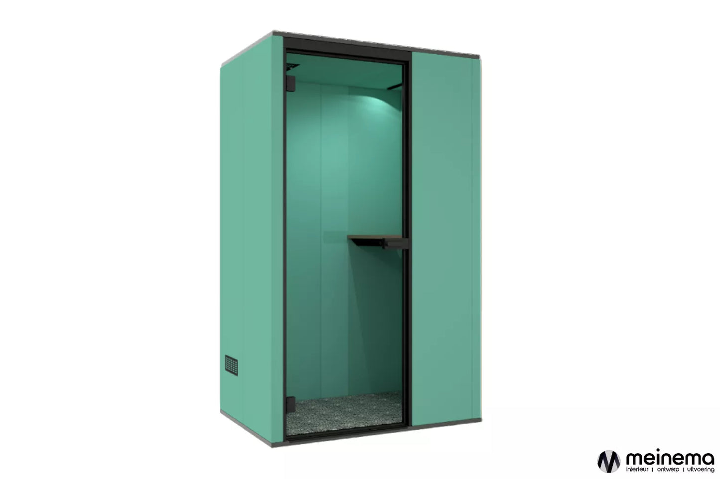 Individuele concentratiewerkplek met akoestische wanden voor stille focusmomenten