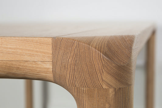 zuiver-storm-tafel