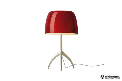 Foscarini Lumiere Grande tafellamp in cherry-rood glas, luxe blikvanger met Italiaans vakmanschap en warme lichtuitstraling.