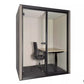 Compacte werkpod met ventilatie en verlichting – ideaal voor focusmomenten op kantoor