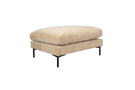 Zuiver Summer hocker in zandkleurige stoffering.
