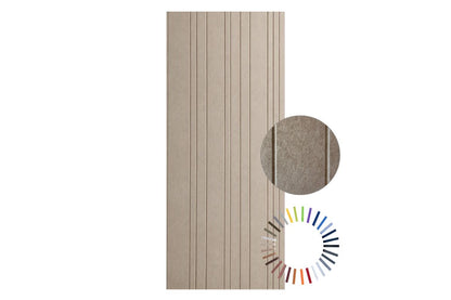 Akoestisch wandpaneel van petfelt met verticaal barcode-patroon van 9mm brede lamellen, in lichte houtkleur